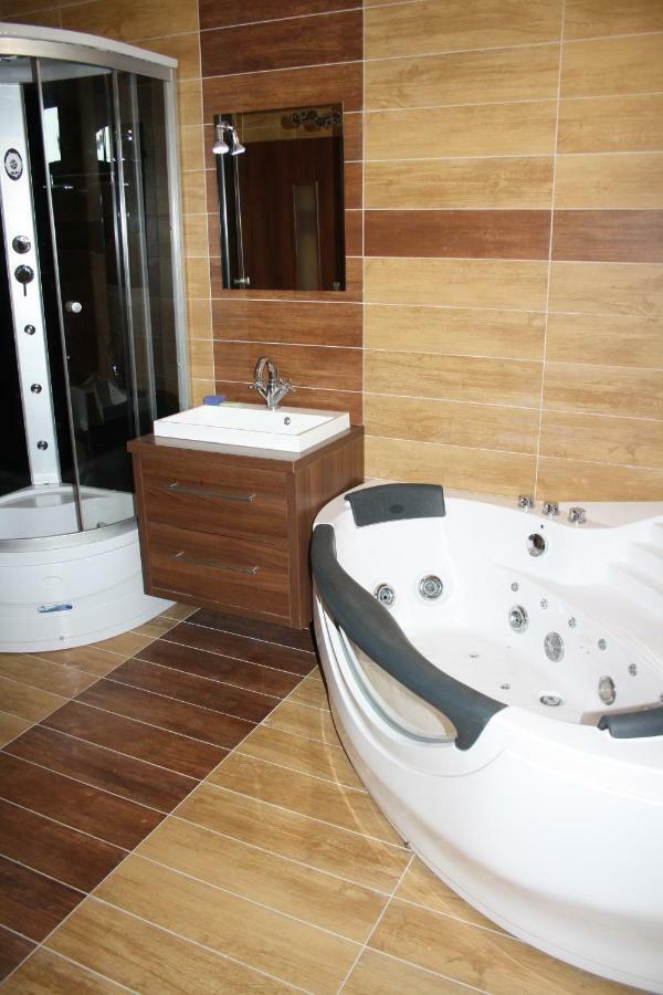 Apartmány City Ostrava Esterno foto